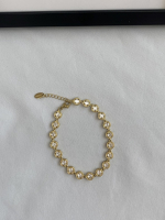 Classy glam bracelet 